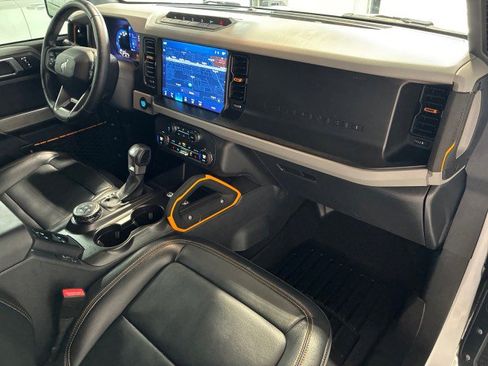 Used 2023 Ford Bronco Badlands AWD/4WD image 11