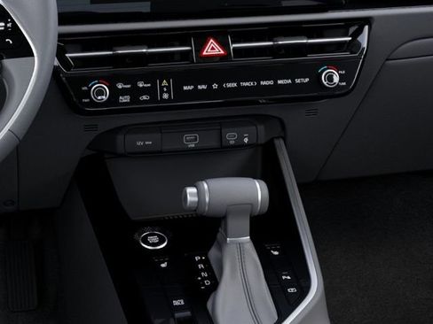 New 2026 Kia Niro EX FWD image 24