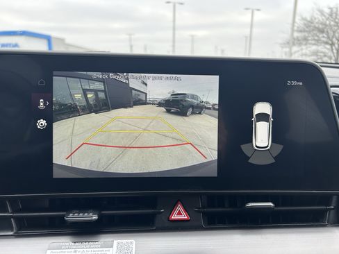 Used 2023 Kia Sportage EX image 14