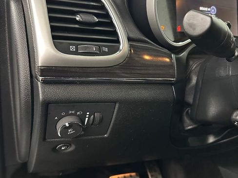 Used 2016 Jeep Grand Cherokee High Altitude image 15