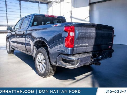 Used 2022 Chevrolet Silverado 1500 Custom image 25