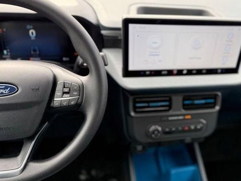 New 2026 Ford Maverick XLT image 15