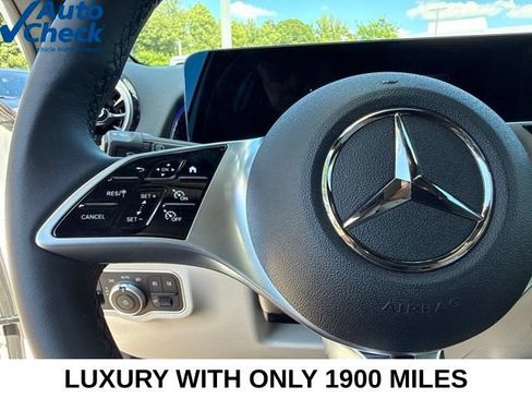 Used 2026 Mercedes-Benz GLB 250 4MATIC image 38