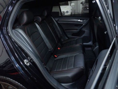 Used 2017 Volkswagen GTI Autobahn FWD image 32