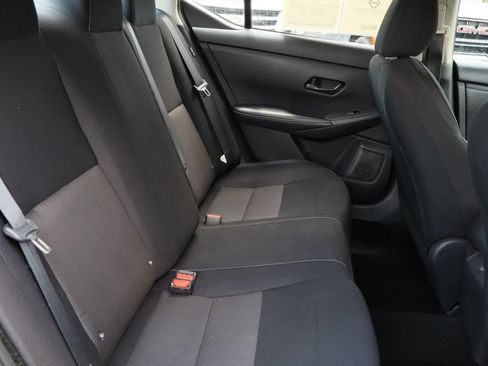 Used 2024 Nissan Sentra SV FWD image 25