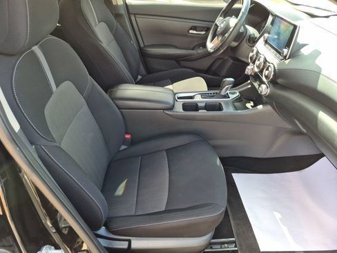 Certified 2021 Nissan Sentra SV FWD image 30