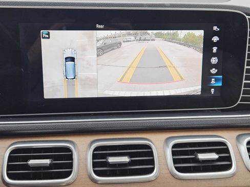 Used 2021 Mercedes-Benz GLE 350 image 26