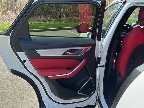 Used 2025 Jaguar F-PACE R-Dynamic S image 19