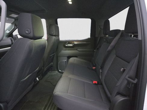 Used 2025 GMC Sierra 1500 Elevation image 16