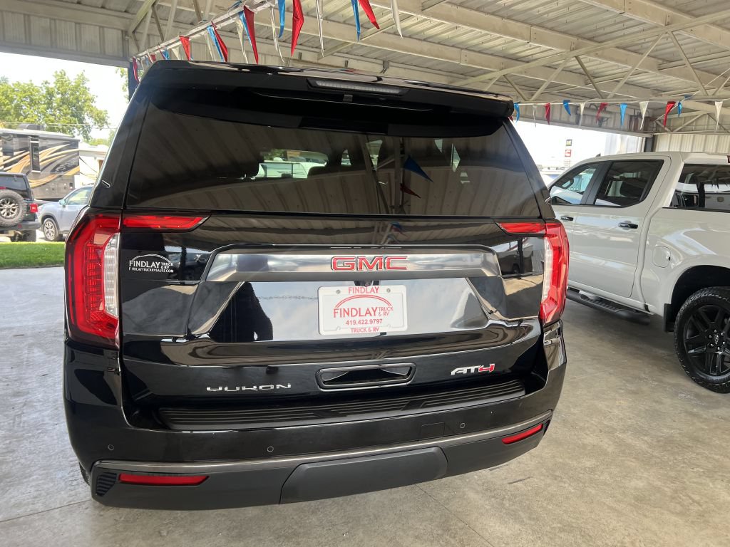 Used 2023 GMC Yukon AT4 AWD/4WD image 4