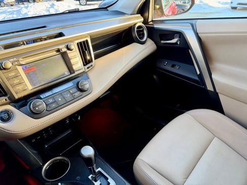 Used 2013 Toyota RAV4 Limited image 34