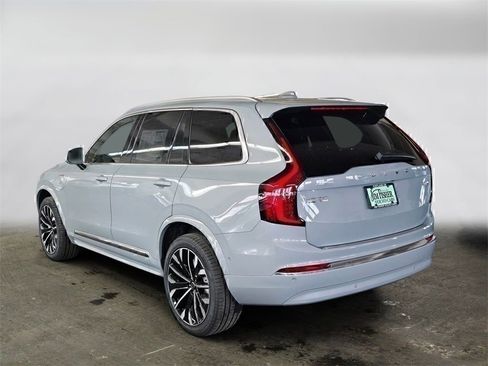 New 2026 Volvo XC90 T8 Plus w/ Protection Package Premier image 7