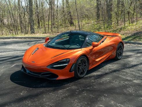 Used 2018 McLaren 720S RWD image 28