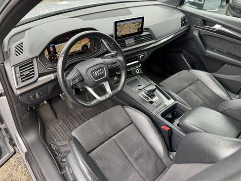 Used 2018 Audi SQ5 Premium Plus w/ Navigation Package AWD/4WD image 2