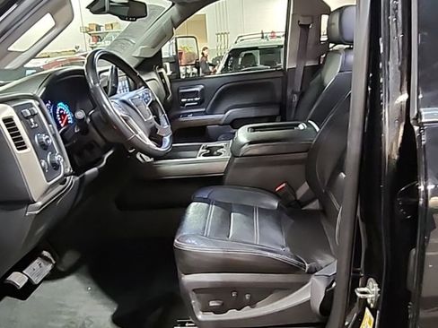 Used 2017 GMC Sierra 2500 Denali w/ Duramax Plus Package image 16