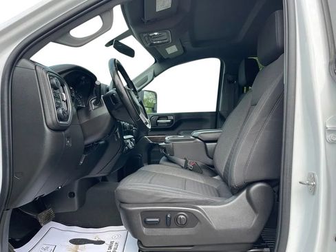 Used 2023 Chevrolet Silverado 2500 LT AWD/4WD image 14