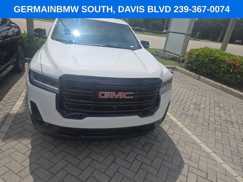 Used 2023 GMC Acadia SLT w/ Elevation Edition FWD image 20