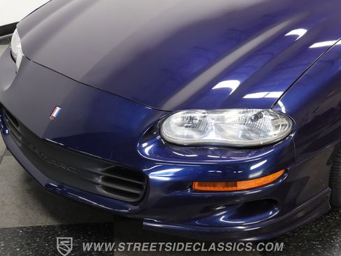 Used 2002 Chevrolet Camaro Z28 w/ Sport Appearance Pkg RWD image 19
