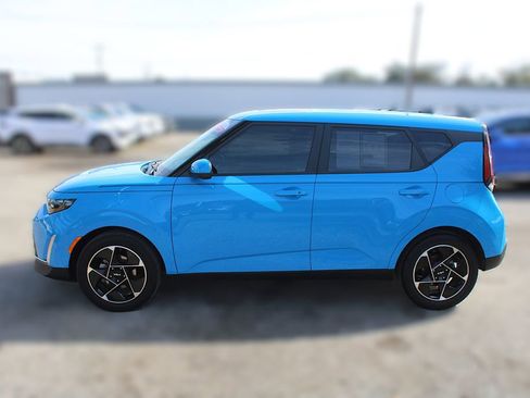 Certified 2025 Kia Soul EX image 13