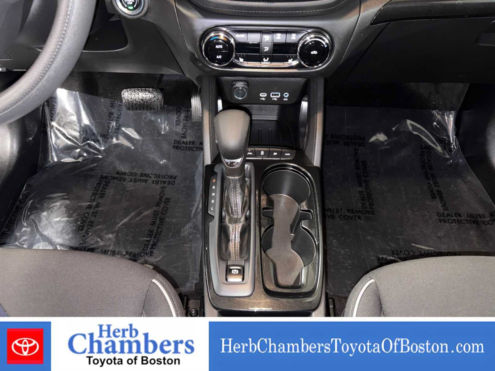 Used 2023 Chevrolet TrailBlazer LT w/ Convenience Package AWD/4WD image 16