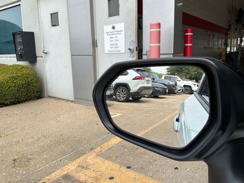 Used 2023 Toyota Corolla XSE FWD image 20