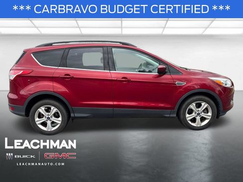 Used 2016 Ford Escape SE w/ Equipment Group 201A AWD/4WD image 2