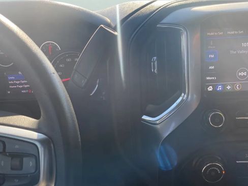 Used 2020 Chevrolet Silverado 1500 LT w/ Trailering Package AWD/4WD image 11
