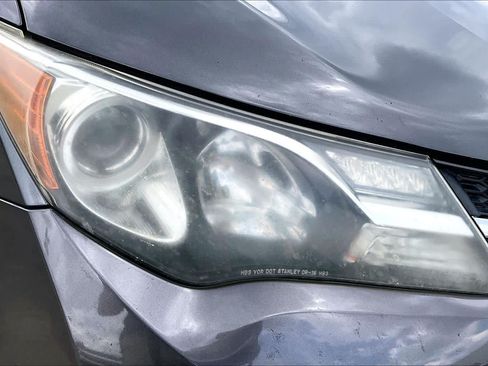 Used 2014 Toyota RAV4 Limited w/ Technology Package FWD image 28