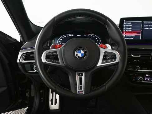 Used 2023 BMW M5 w/ Executive Package image 2