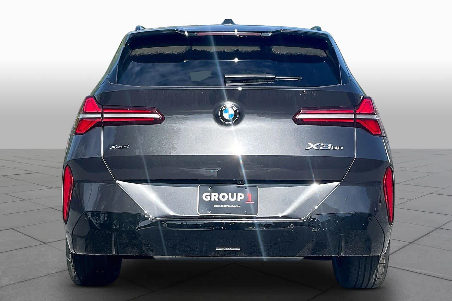 Used 2026 BMW X3 xDrive30i w/ M Sport Package AWD/4WD image 4