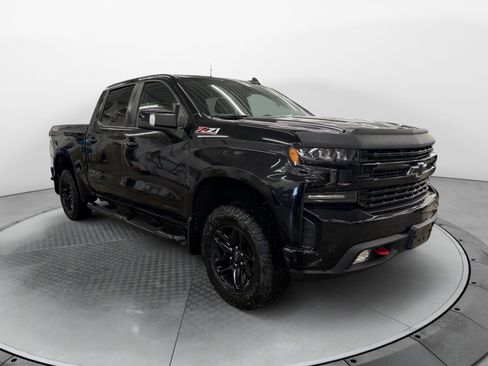 Used 2021 Chevrolet Silverado 1500 LT Trail Boss w/ Convenience Package II AWD/4WD image 4