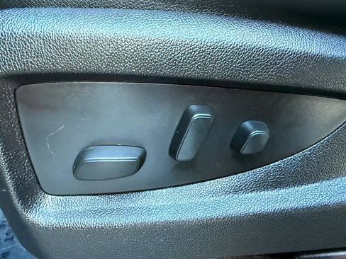 Used 2016 GMC Sierra 1500 SLT w/ Suspension Package, Off-Road image 30