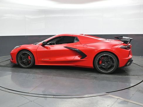 Used 2022 Chevrolet Corvette Stingray Premium Conv w/ Z51 Performance Package RWD image 10