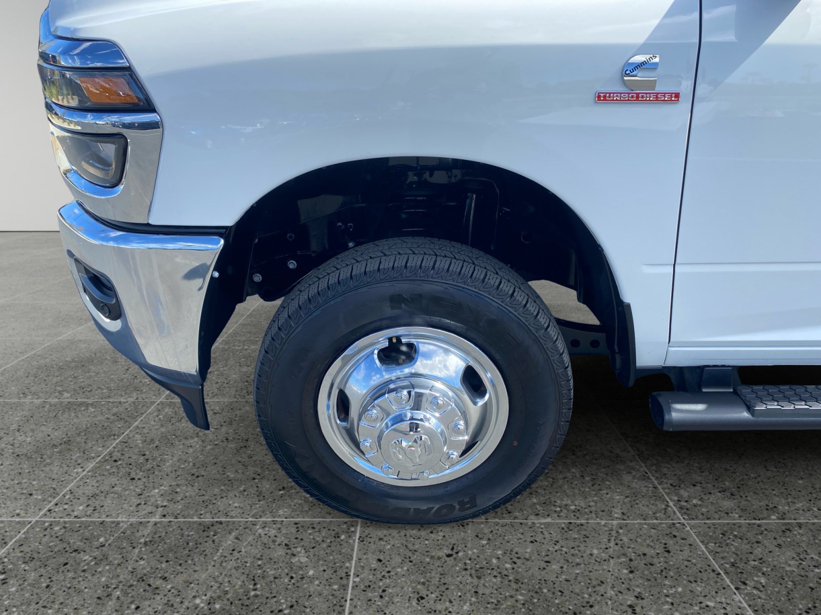 Used 2026 RAM 3500 Tradesman AWD/4WD image 14