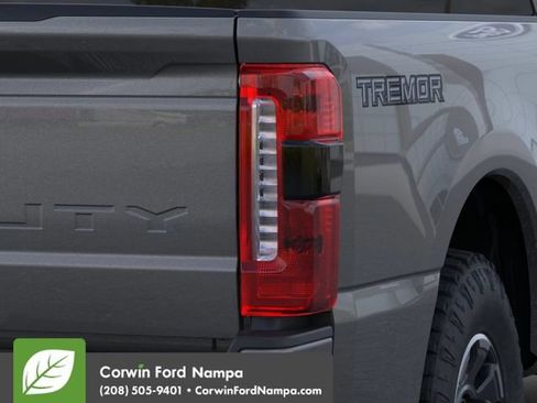 New 2026 Ford F250 Lariat w/ Tremor Off-Road Package AWD/4WD image 21