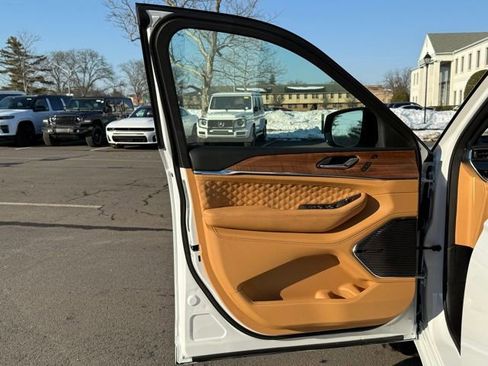 New 2026 Jeep Grand Cherokee L Summit image 21