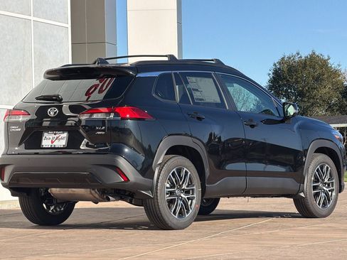 New 2026 Toyota Corolla Cross XLE image 4