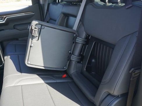 New 2026 Chevrolet Silverado 1500 LT w/ Z71 Off-Road Package image 23