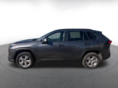 Used 2025 Toyota RAV4 XLE w/ Convenience Package image 9