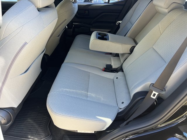 Used 2025 Toyota 4Runner SR5 RWD image 21