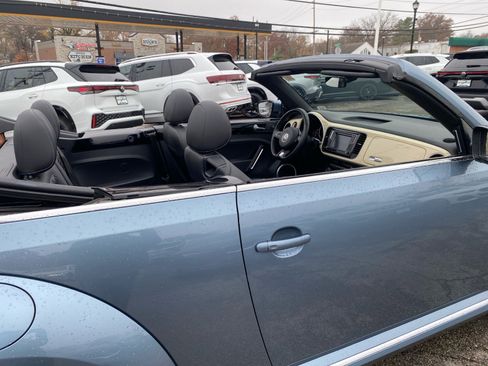 Used 2019 Volkswagen Beetle 2.0T Final Edition SEL FWD image 22
