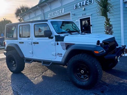 Used 2020 Jeep Wrangler Unlimited Sport image 9