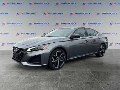 Used 2024 Nissan Altima 2.5 SR