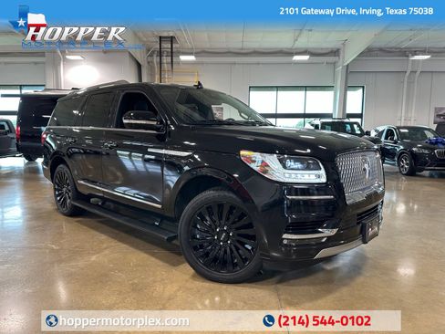 Used 2021 Lincoln Navigator Reserve w/ Luxury Package AWD/4WD image 1
