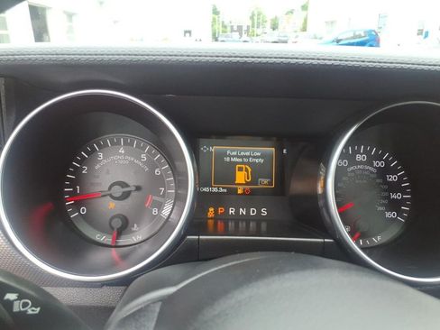 Used 2021 Ford Mustang GT RWD image 31