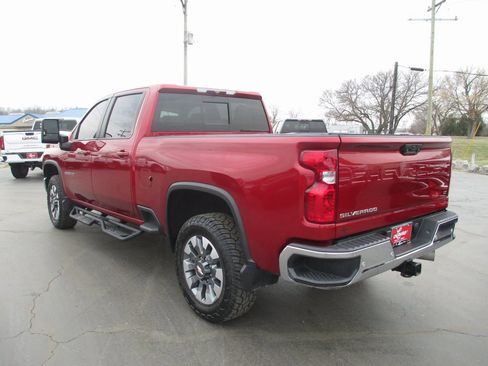 Used 2022 Chevrolet Silverado 2500 LT w/ All Star Edition image 8