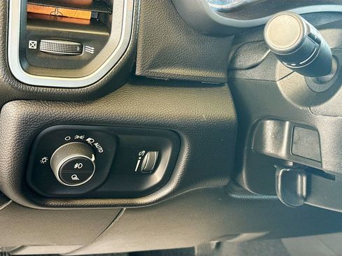 Used 2024 RAM 2500 Big Horn image 12