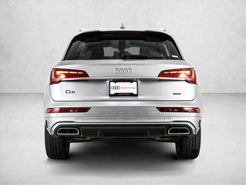 Used 2024 Audi Q5 2.0T Premium Plus w/ Premium Plus Package AWD/4WD image 7