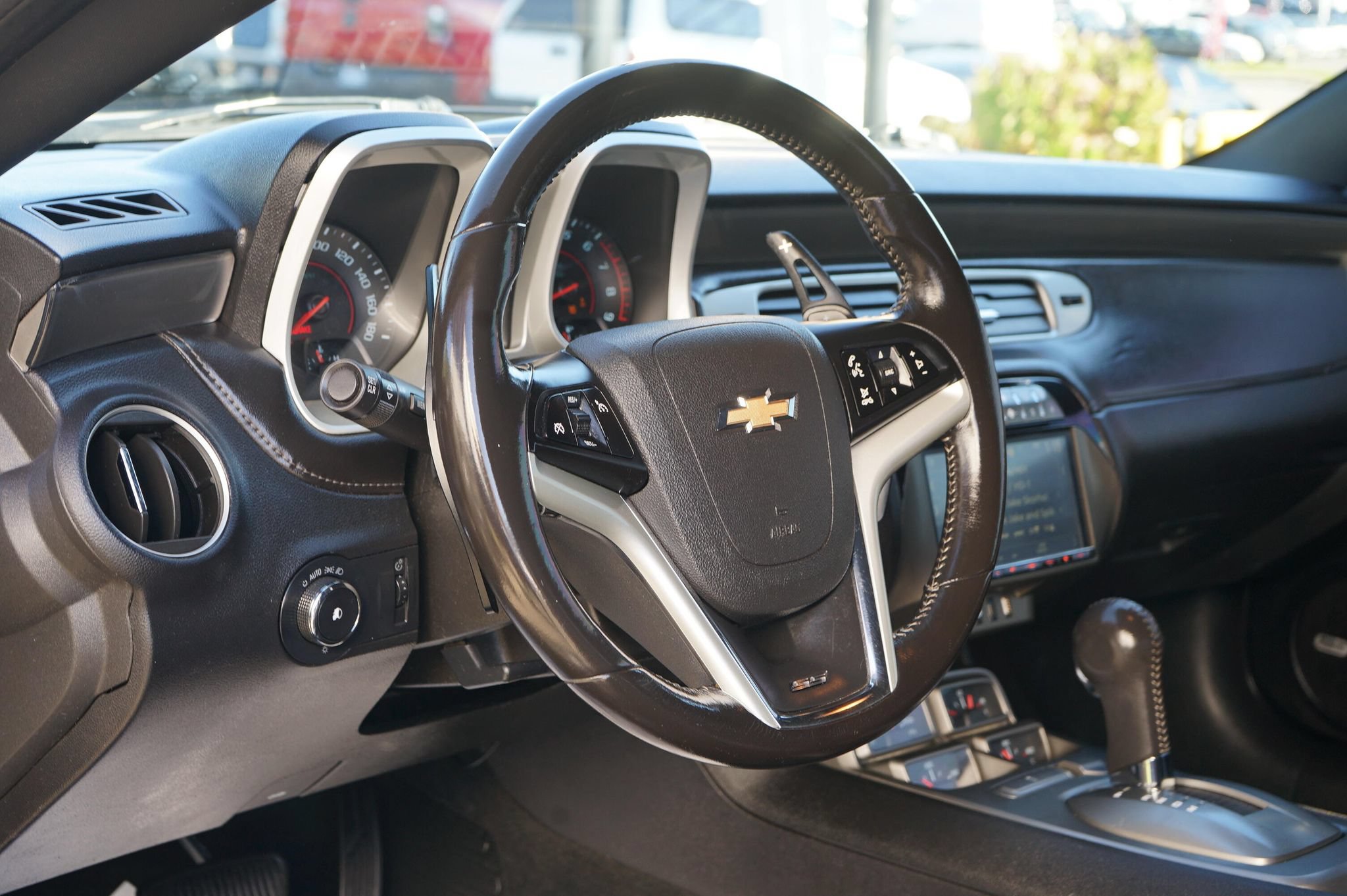 Used 2014 Chevrolet Camaro SS RWD image 15