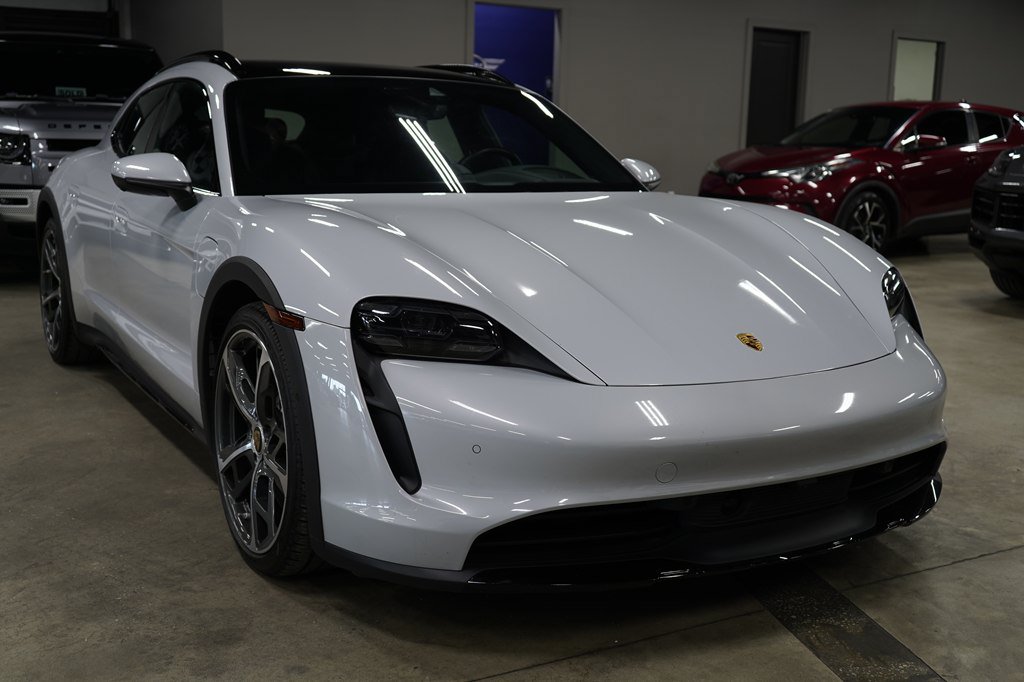 Used 2023 Porsche Taycan 4S AWD/4WD image 7